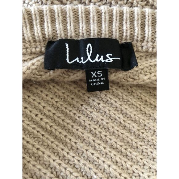 Lulus Oversized Knit Sweater Womens XS V-neck back Old Money Capsule Wardrobe - Picture 3 of 6